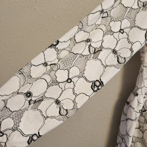 Lane Bryant White Eyelet‎ Lace Long Sleeve Blouse Size 22 - Picture 4 of 11